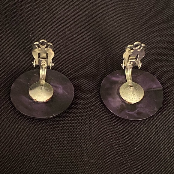 Vintage Clip On Earrings Purple Pearl - Picture 4 of 5